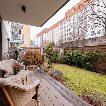 Kierbedzia 6 - Bezplatny Podziemny Parking - Free Parking - Piekny Ogrodek Z Tarasem - 2Km Lazienki Krolewskie - Wifi - Smart Tv 50 Cali - Good Apartments Warschau Exterior foto